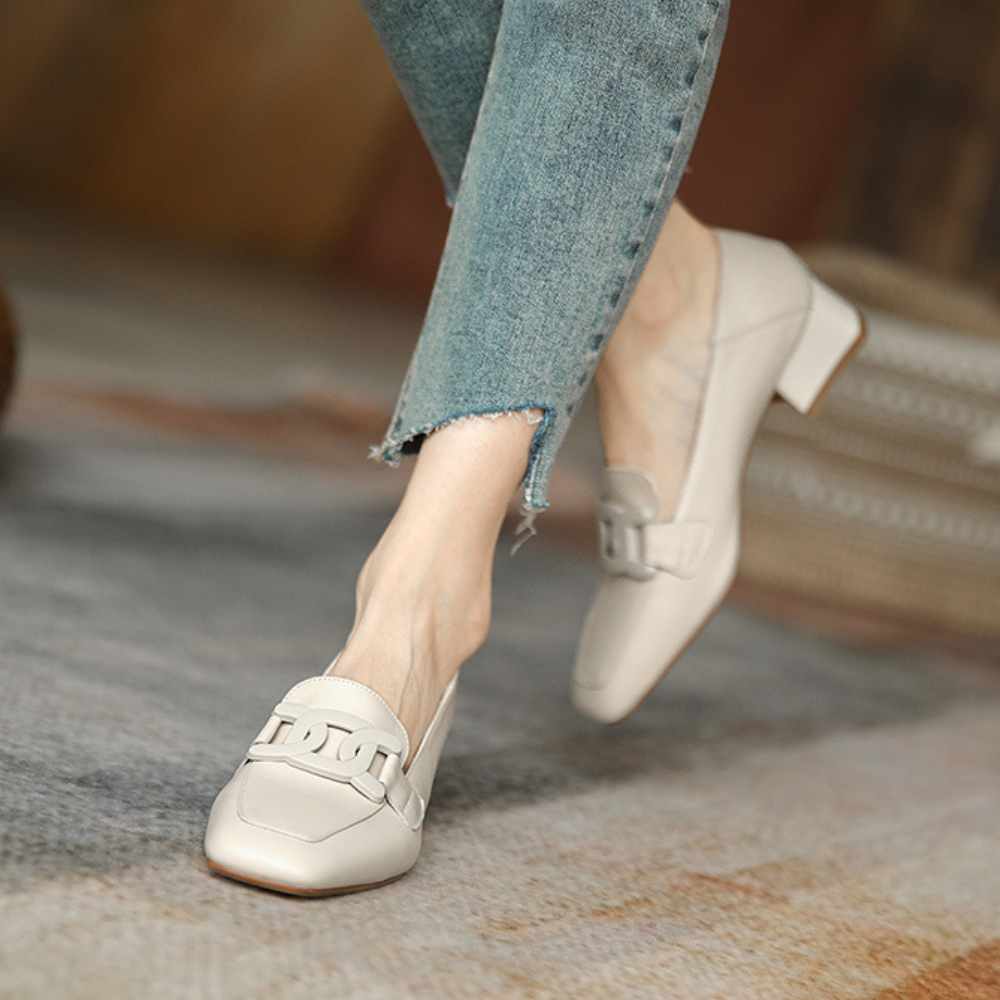 Tessa Women's Mary Jane Loafers – Leather Shoes with a Chunky Heel for All-Day Comfort