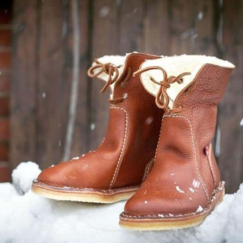 Scarlett Women's Waterproof Winter Boots – Warm Wool-Lined Boots with Stable Heel & Everyday Comfort