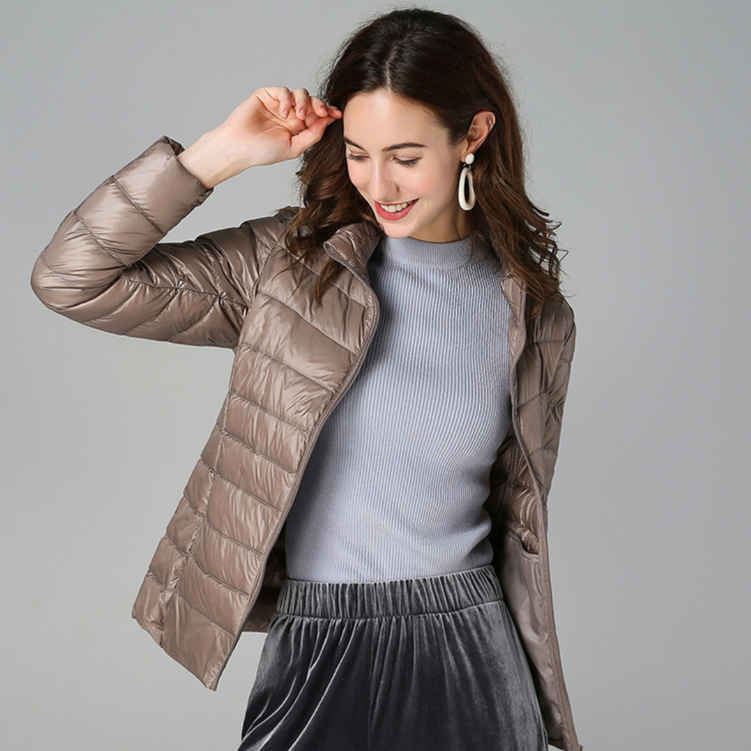 Olivia Women's Lightweight Waterproof Jacket – Packable Mid-Season Coat with Functional Pockets