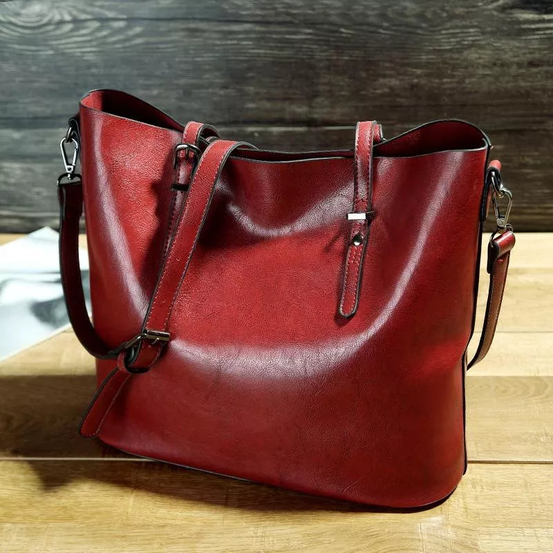 Nicole Women’s Leather Handbag – Vintage Crossbody Bag with Adjustable Strap
