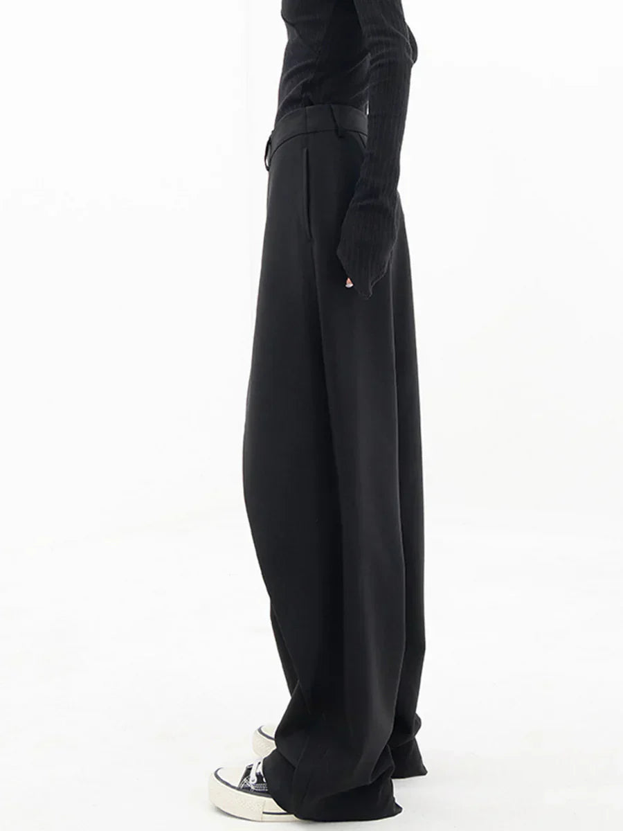 Kaia Women's Wide-Leg Relaxed Trousers in Soft Breathable Fabric