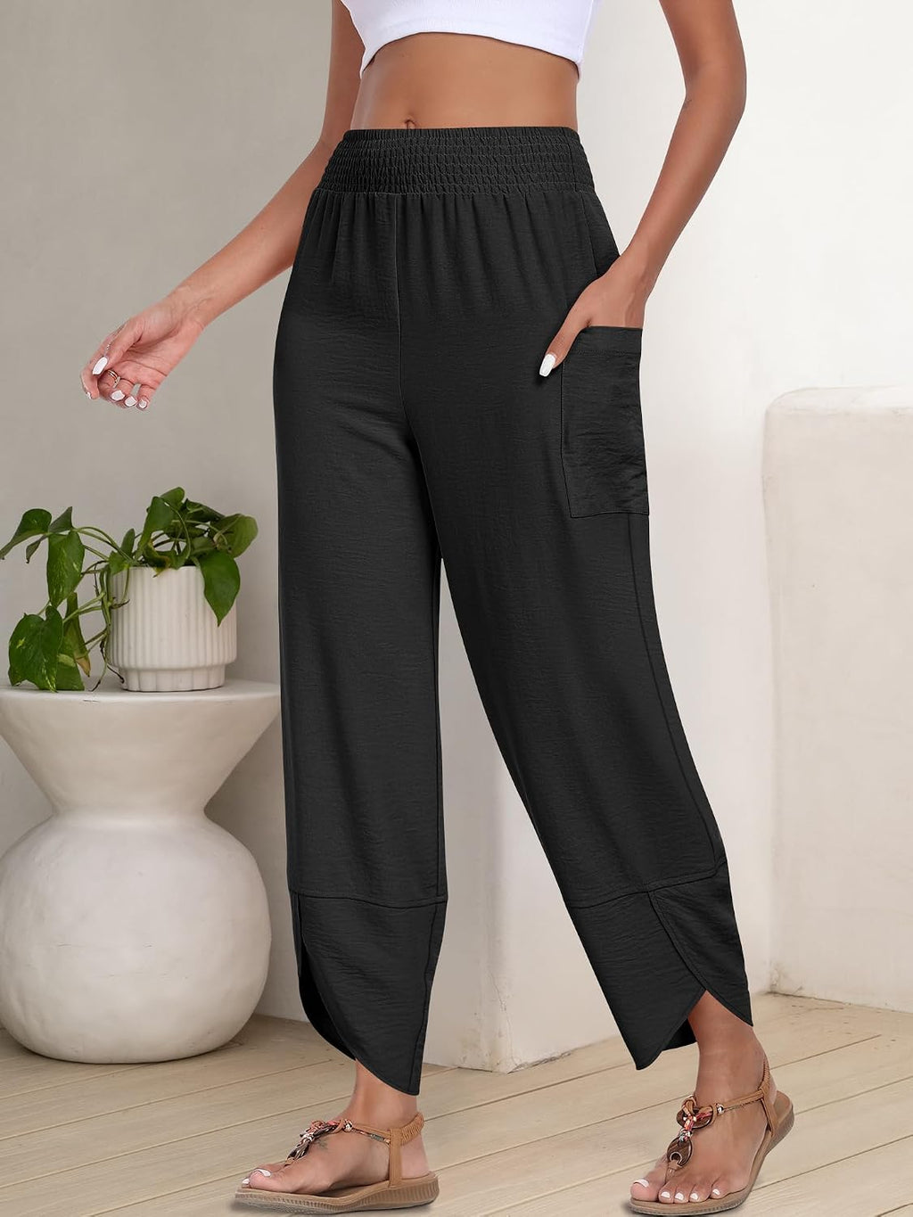 Maëlys Women's Smocked Waist Barrel Leg Cropped Pants with Utility Pockets