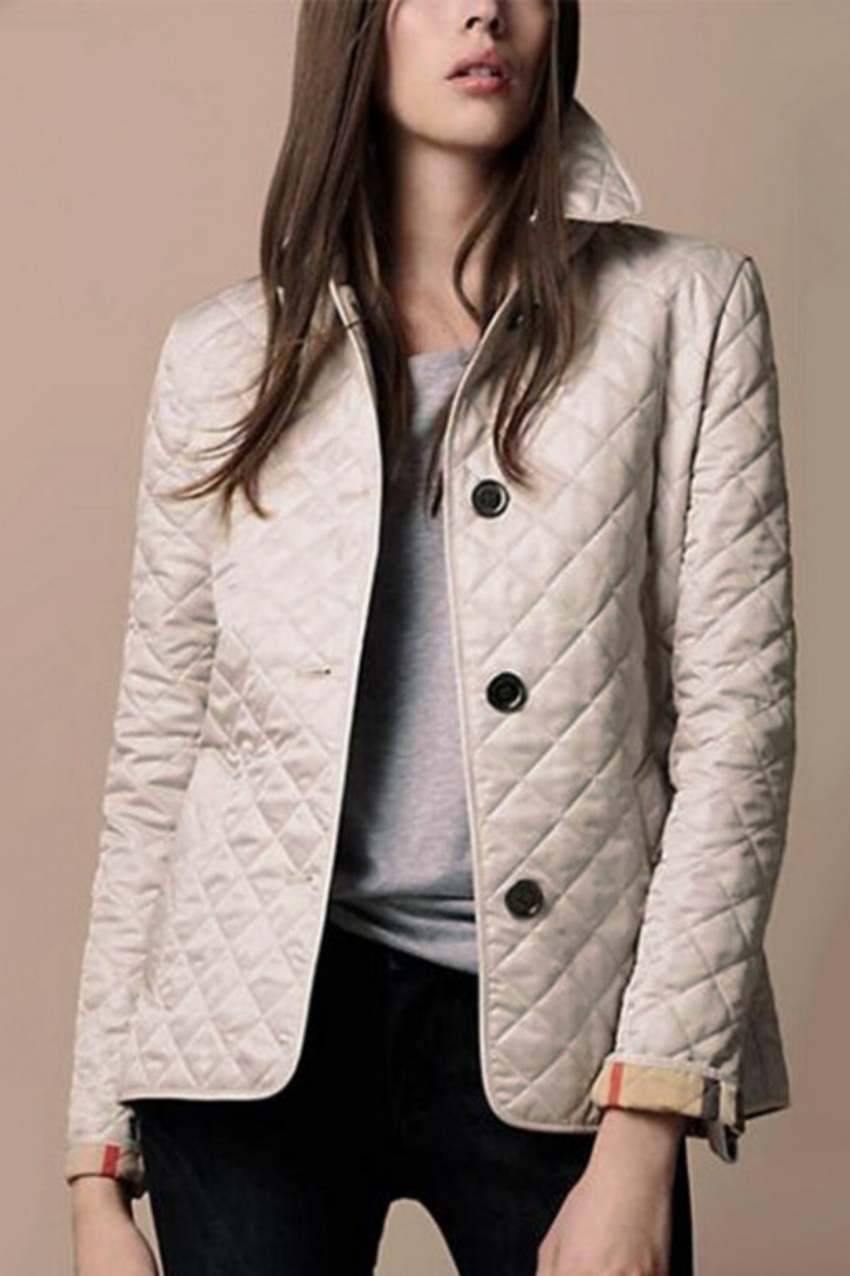 Clara Women’s Quilted Jacket – Elegant Lightweight Mid-Season Coat with Tailored Fit