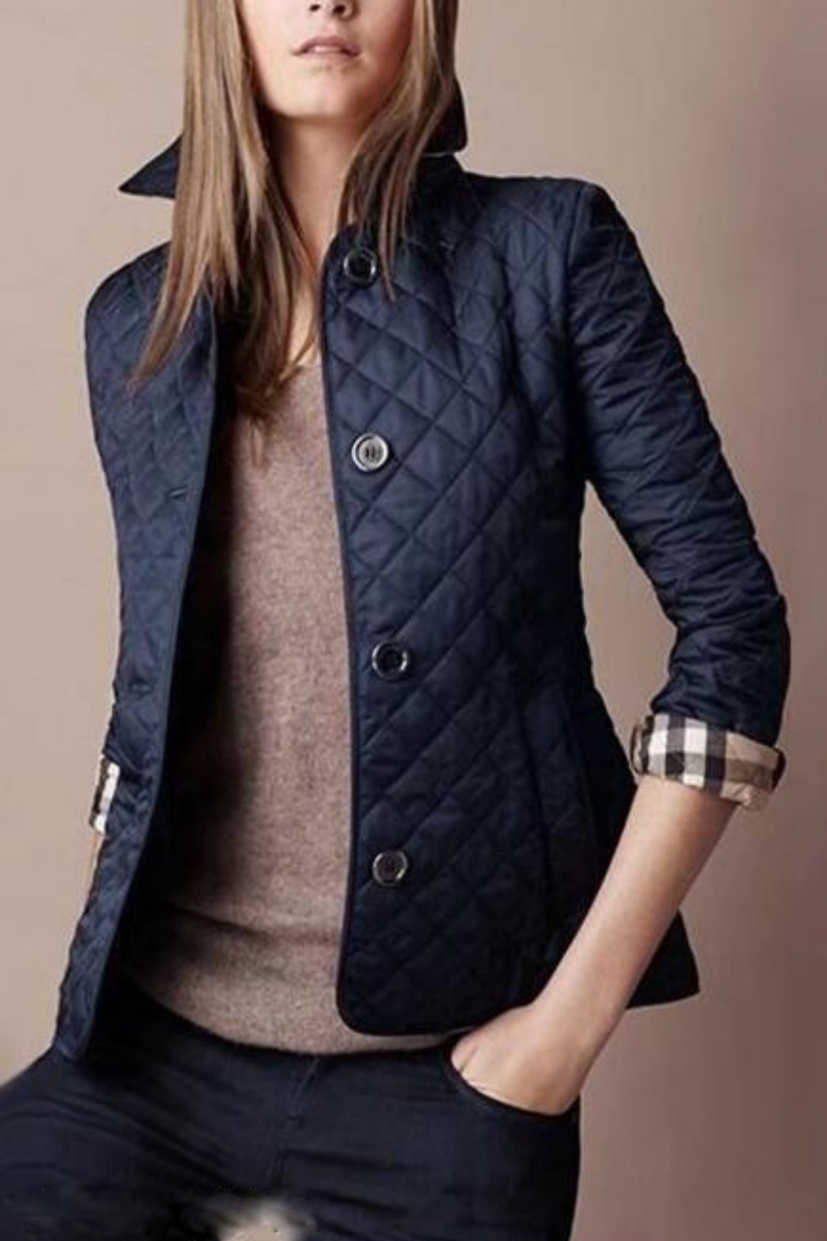 Clara Women’s Quilted Jacket – Elegant Lightweight Mid-Season Coat with Tailored Fit