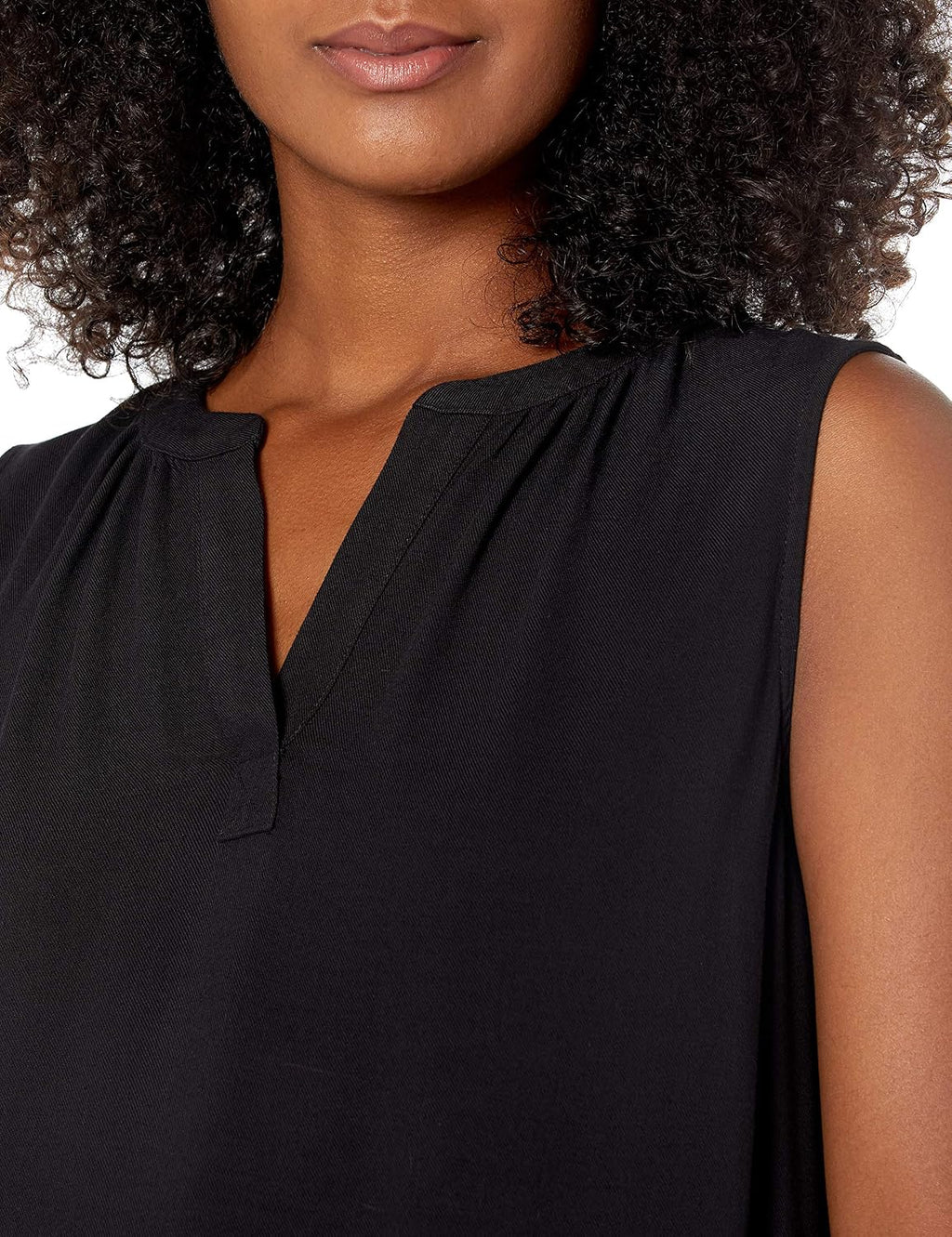 Kaelani Printed Sleeveless V-Neck Popover Shirt in Lightweight Flowy Twill Fabric