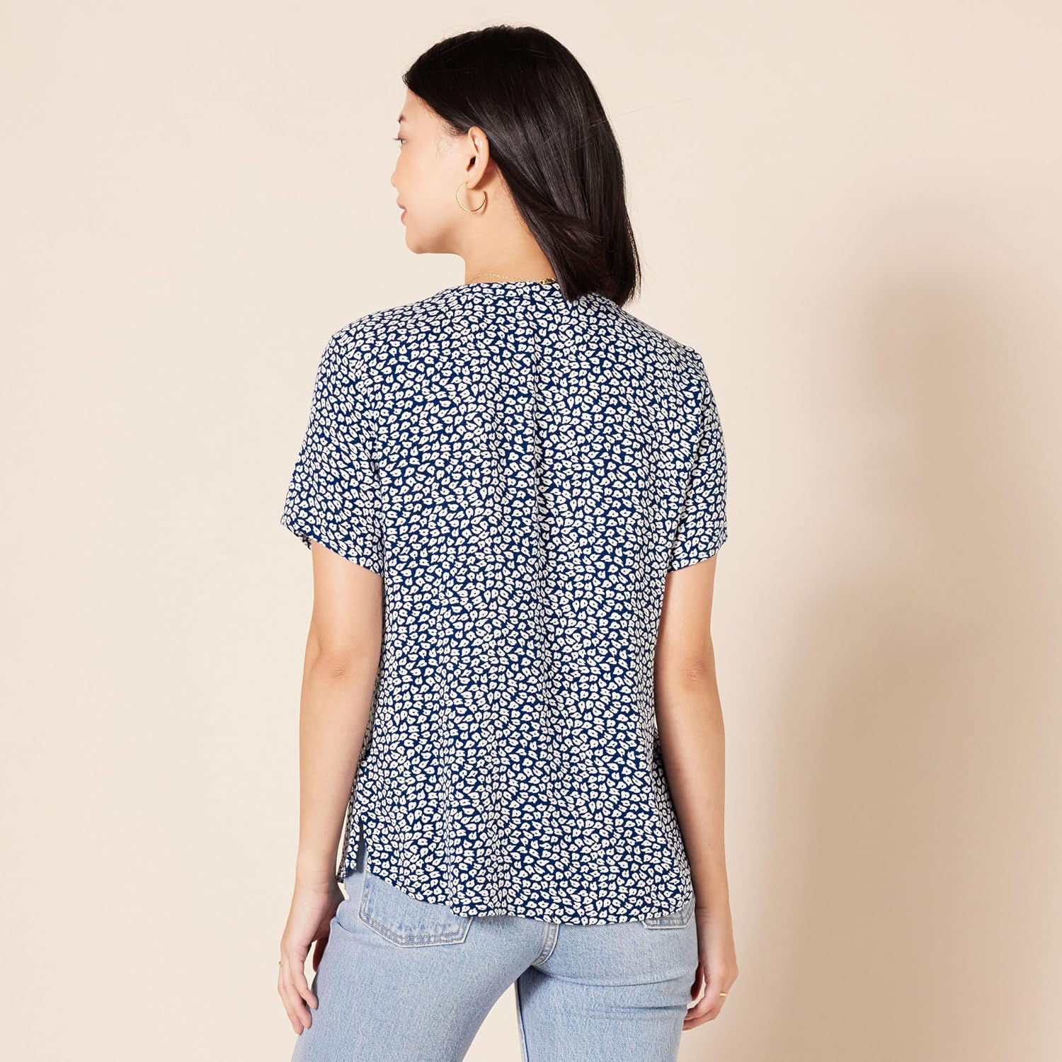 Aislynn Printed Short Sleeve Button Front V-Neck Viscose Blouse for Everyday Style