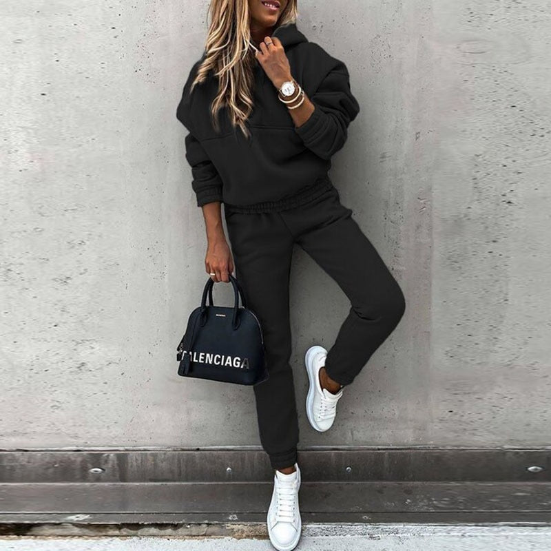 Brielle Women's Lounge Set – Soft Two-Piece Jogger Outfit with Modern Relaxed Fit