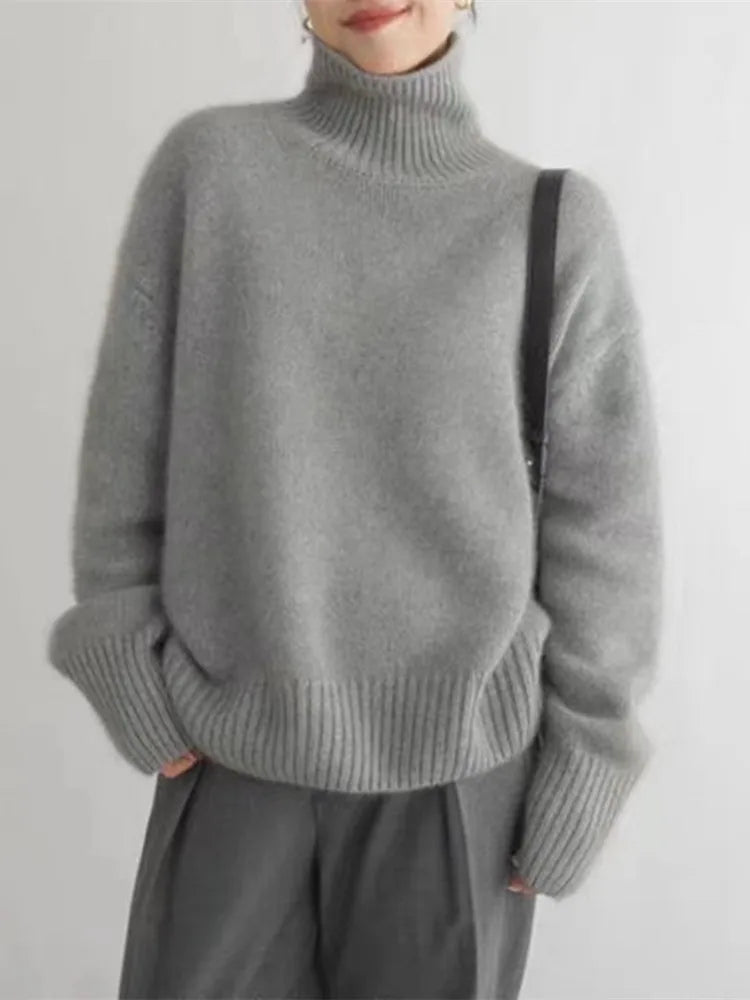 Jacob Women's Sweater – Gentle Wool Turtleneck, Refined Style for a Chic Winter Look