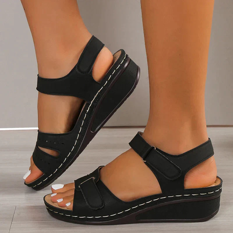 Catriona Women's Comfort Sandals – Adjustable Open-Toe Sandals with Strap Design