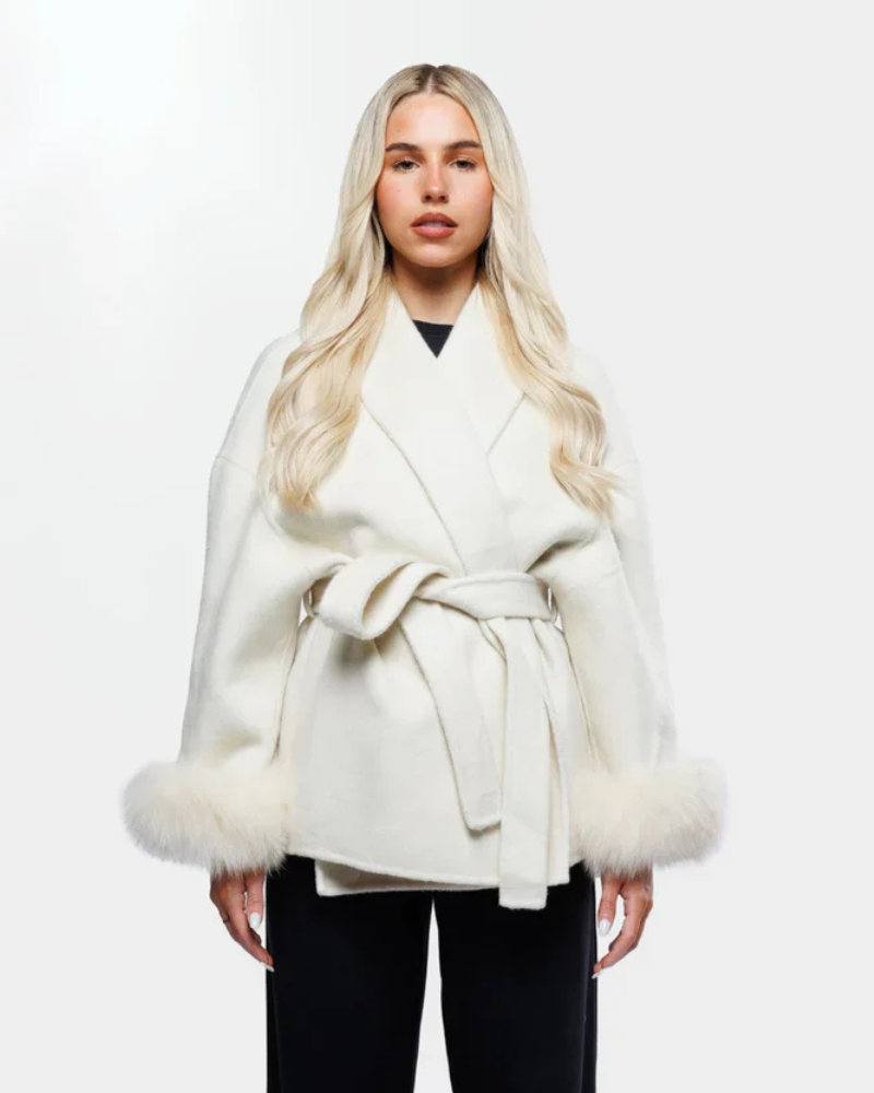 Klara Women's Luxe Winter Coat – Elegant Belted Coat with Faux Fur Sleeves