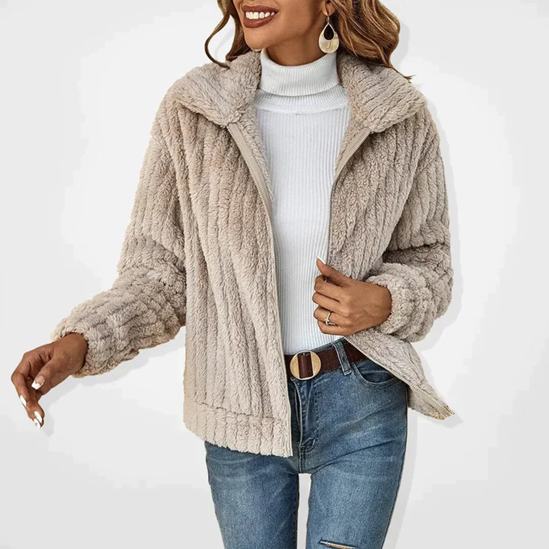 Trevor Long Fleece Vest for Women – Cozy, Refined with Zip-Up Front and Convenient Handy Pockets