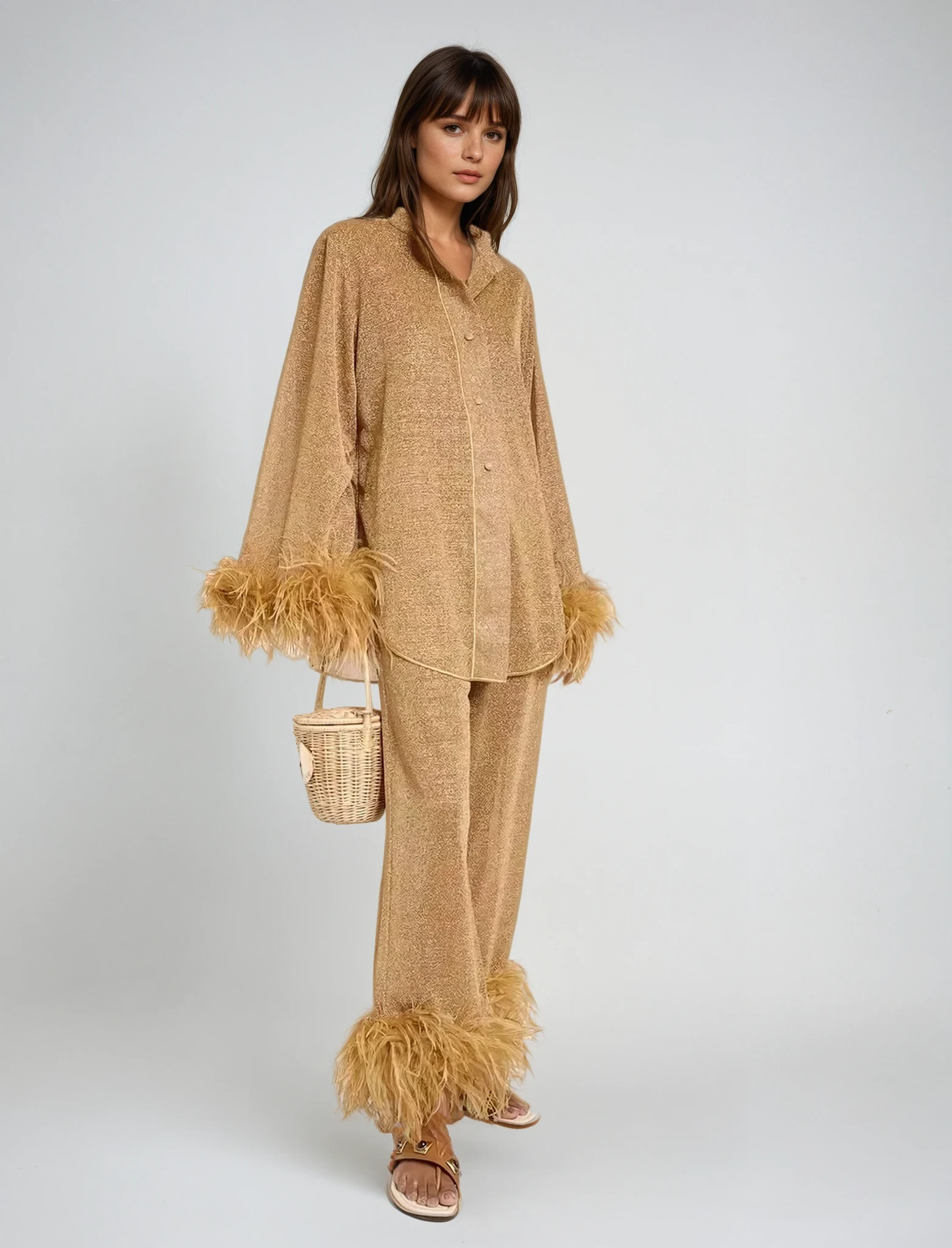 Ensemble Femme Laila – Ensemble Deux Pièces Élégant avec Col à Plumes & Coupe Ample