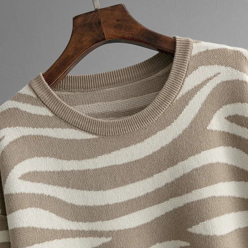 Richard Women's Cashmere Set – Chic Zebra-Print Design, Plush & Cozy