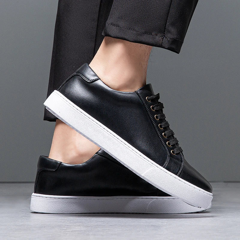 Felix Men's Leather Sneakers – Sleek Genuine Leather Sneakers with a Cushioned Sole and Timeless Design