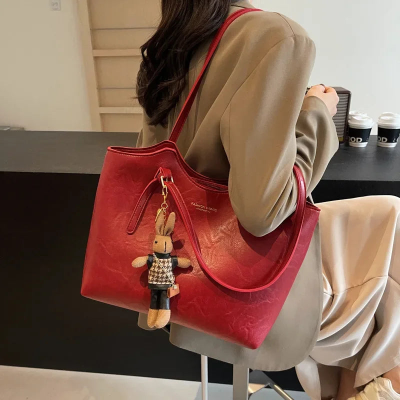 Emma Women’s Tote Bag – Vintage Vegan Leather Shoulder Bag with Spacious Design