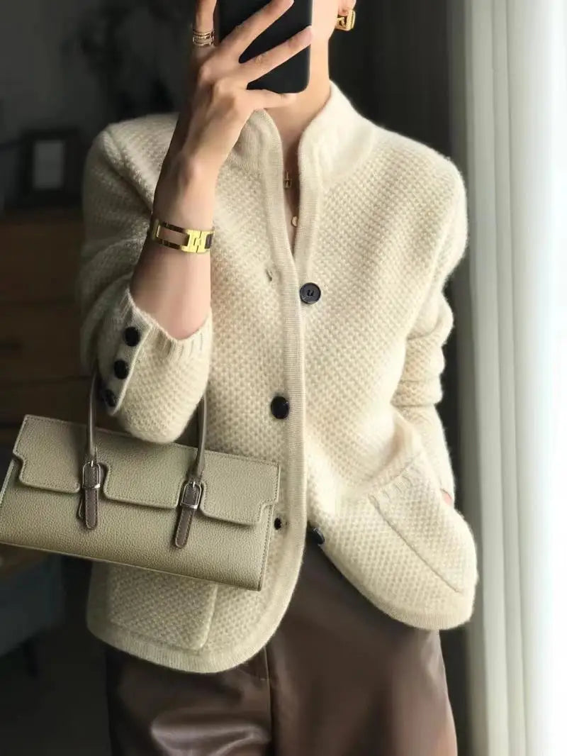 Fiona Women's Cardigan – Plush Cashmere Button-Front Sweater with a Timeless Sophisticated Cut