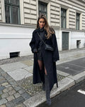 Lily Women's Wool Coat – Refined, Insulating Coat with a Timeless Winter Style