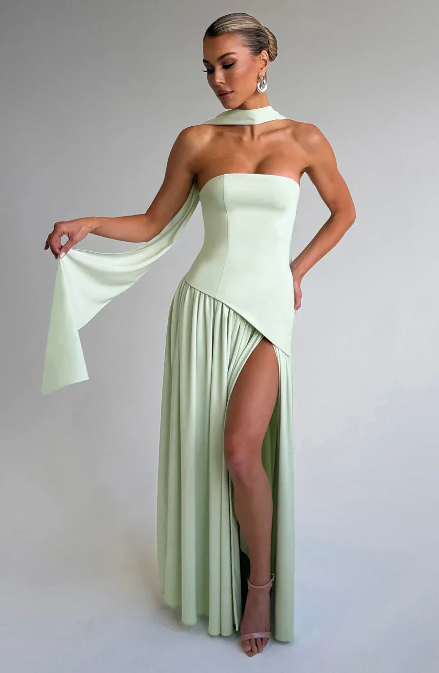 Victoria Women’s Evening Dress – Strapless Maxi Gown with High Split & Elegant Fit