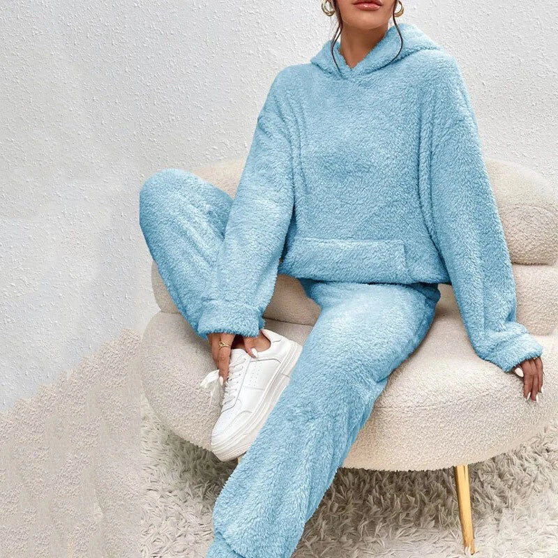 Coralie Women's Fleece Lounge Set – Soft Hooded Pajama Set with Relaxed Pants & Cozy Winter Comfort